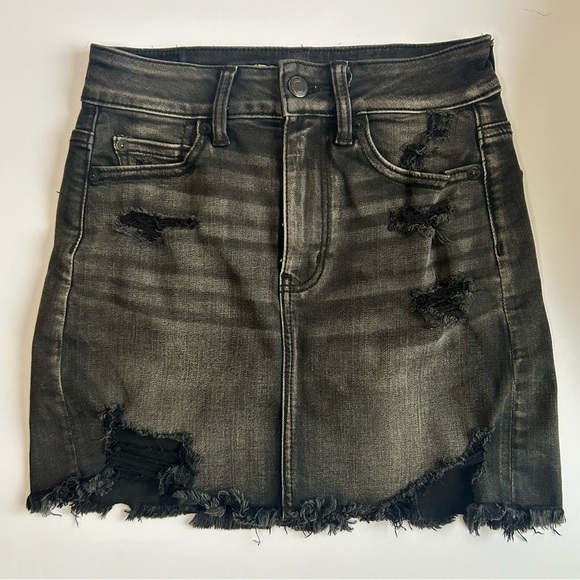 American Eagle Outfitters Black Distressed Mini Skirt - Picture 1 of 9